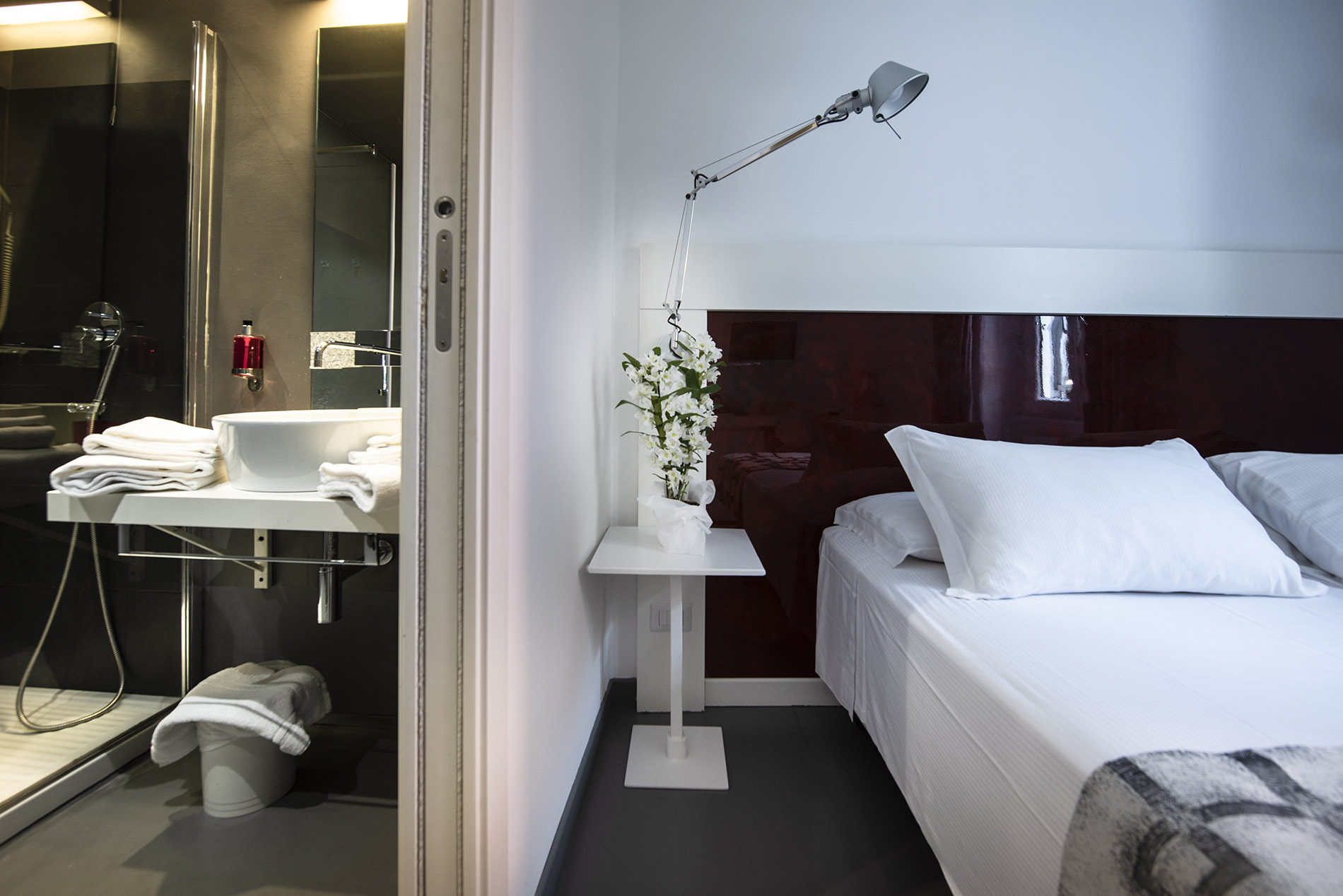 camera bagno en-suite Inn Urbe Colosseo
