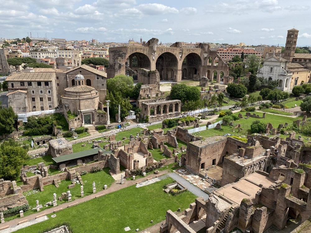 fori imperiali Inn Urbe Colosseo